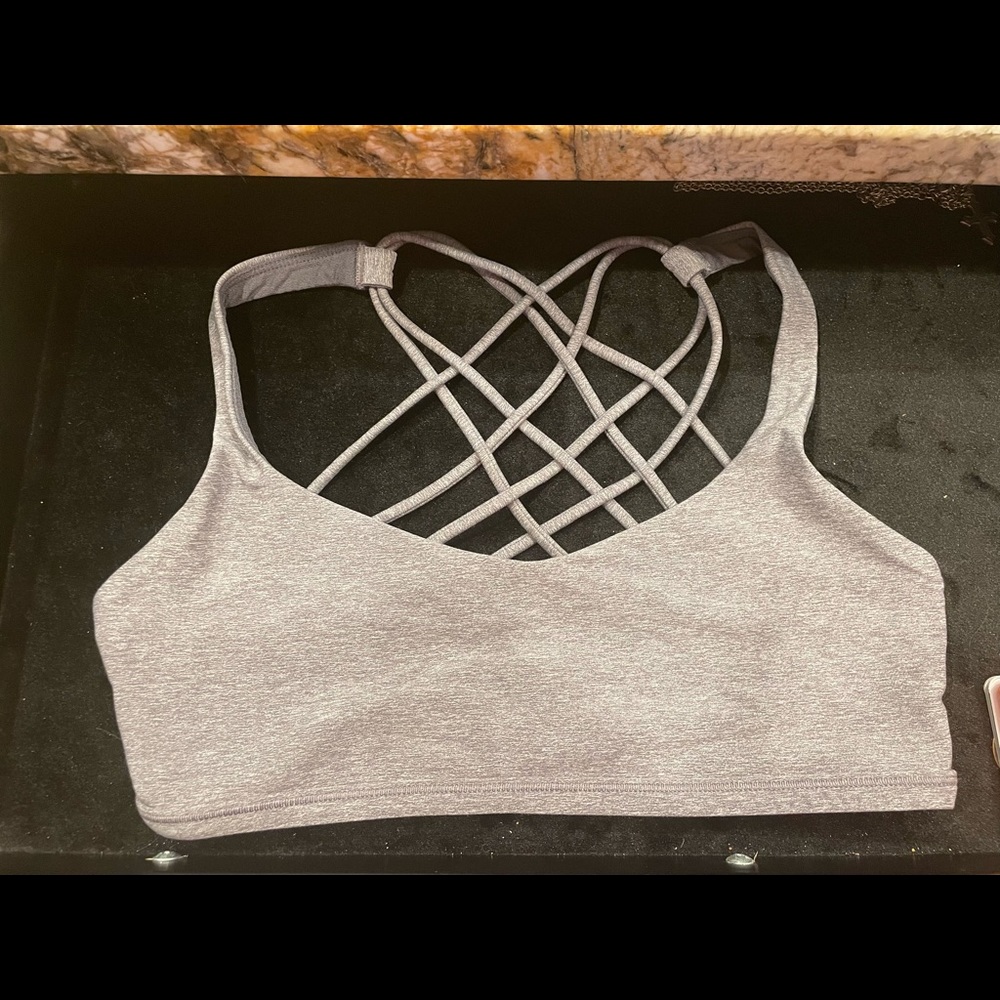 Lululemon free to be wild sports bra